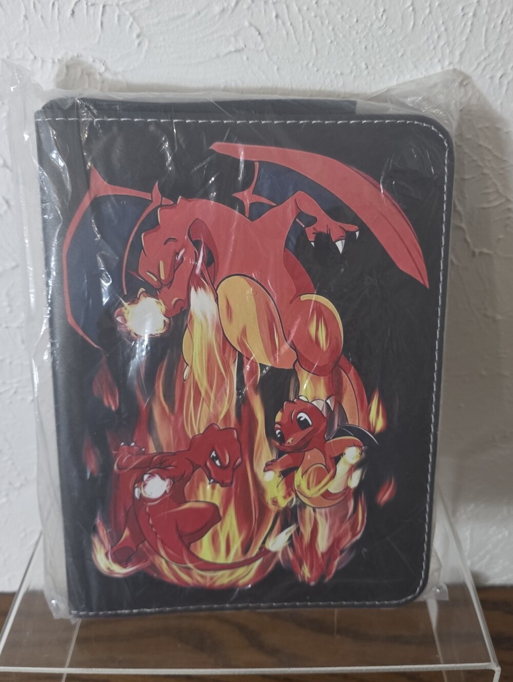 Charizard Charmander Evolution 4-Pocket Zippered 400 Trading Card Binder New